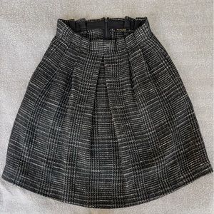 Tweed black skirt